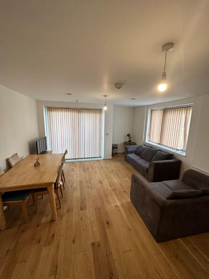 New Build 2 Bedroom With 2 Bath In London Exterior photo