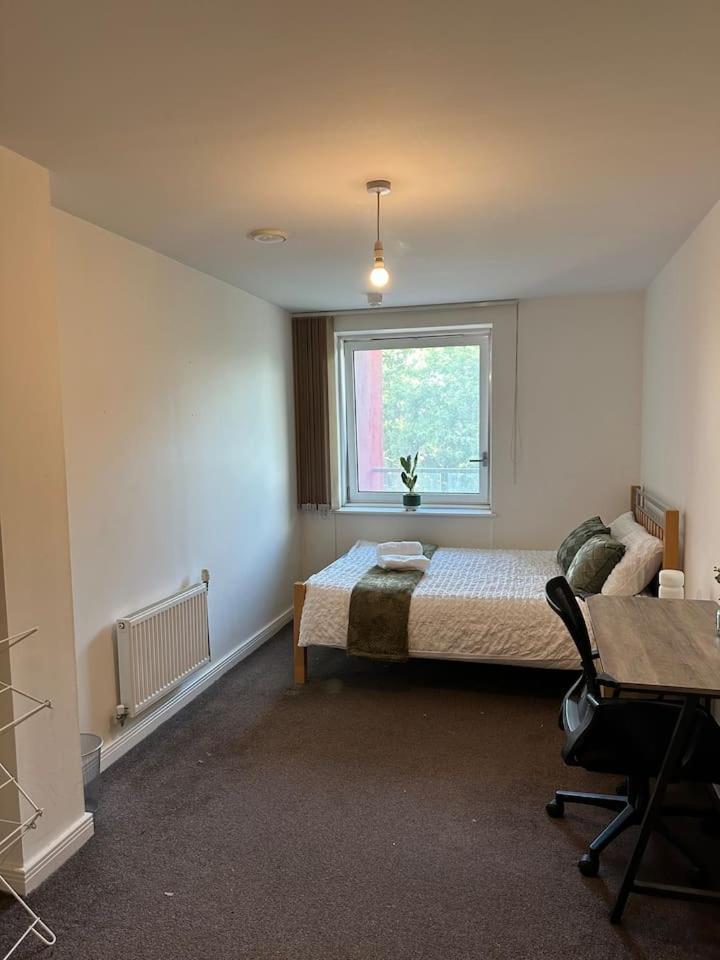 New Build 2 Bedroom With 2 Bath In London Exterior photo